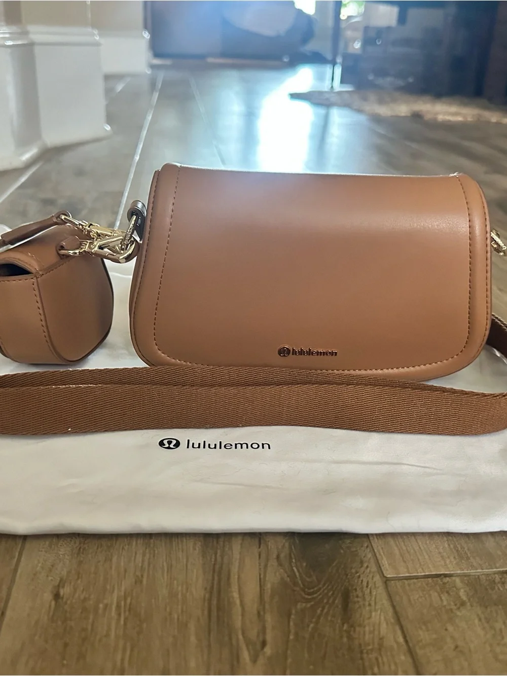 lululemon Tan Crossbody Bag with Matching Mini Pouch - Picture 2 of 3